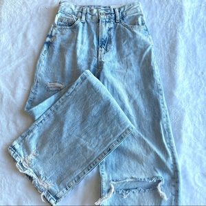 NWT Bershka 90’s jeans light Wash Sz 2 (k902)